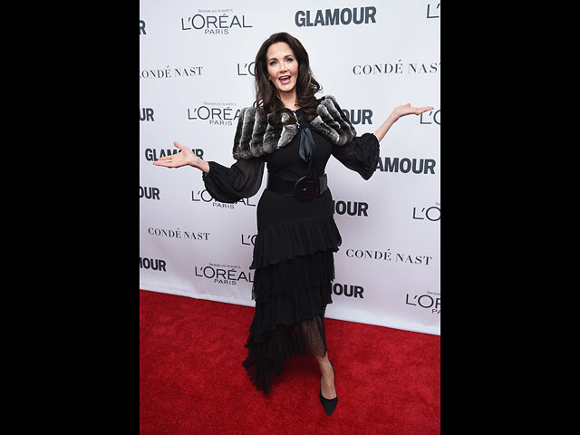 Линда Картер на церемонии "Glamour Women Of The Year 2017"