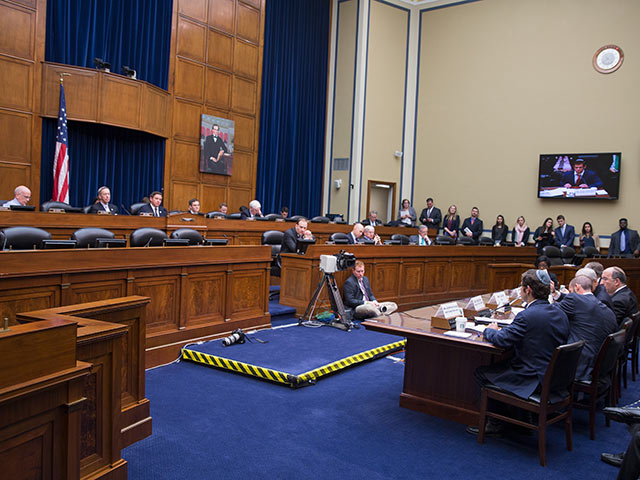 Заседание Комитета по надзору и правительственным реформам Палаты представителей Конгресса США. 8 ноября 2017 года