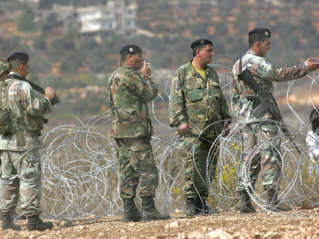 Командующий ливанской армии призвал повысить боеготовность на границе с Израилем  