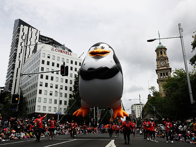 Рождественский парад в Окленде