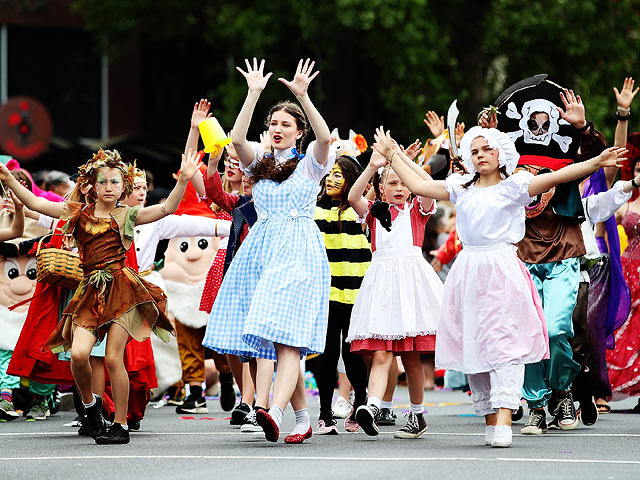 Рождественский парад в Окленде