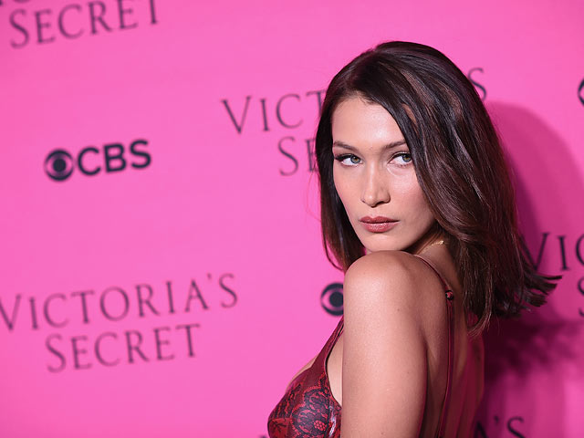 "Ангелы 2017" агентства Victoria's Secret. Фоторепортаж с лиловой дорожки