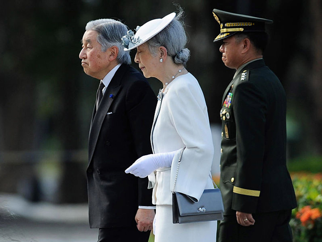 Император Акихито с супругой. 2016 год   