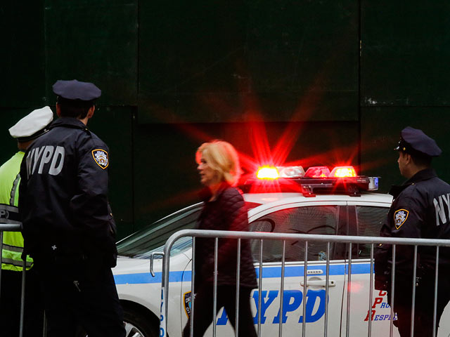 Наезд на пешеходов в Нью-Йорке: один погибший, четверо раненых  