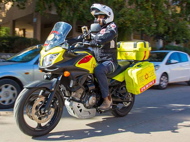 В результате ДТП в Тель-Авиве пострадали велосипедист и мотоциклист   