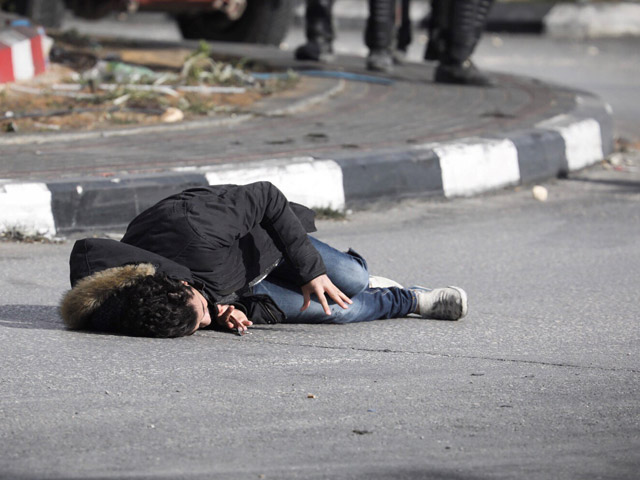  Мухаммад Амин Акель аль-Адам после нападения на израильских пограничников