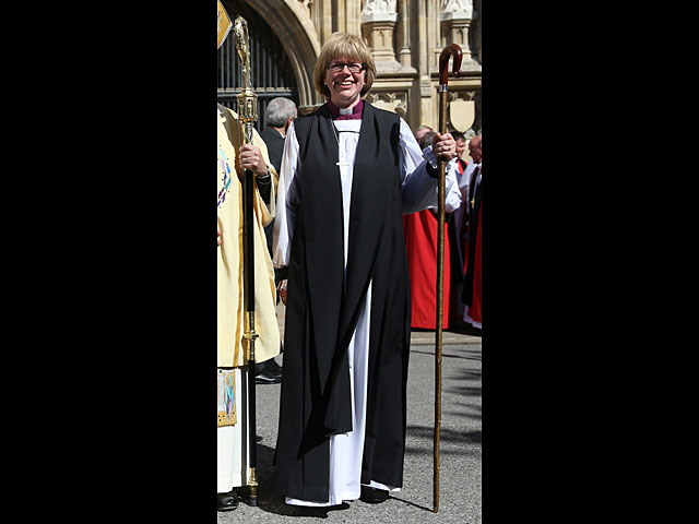 Пост епископа Лондона заняла бывшая медсестра Сара Муллали  