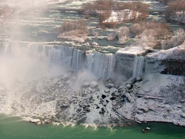 Ниагарский водопад зимой (прошлые годы)   