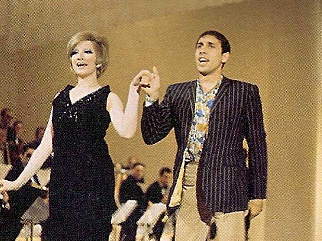 С певицей Миной, 1971 г.