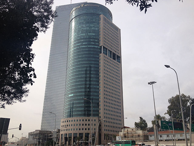 Сотрудники госучреждений в "Кирьят-Мемшала" в Тель-Авиве объявили забастовку  