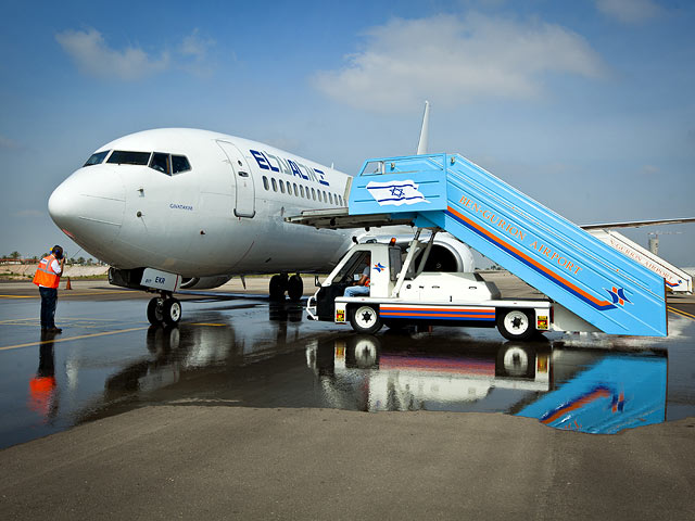 В Израиль доставлены пассажиры самолета "Эль-Аль", застрявшего в Канаде  