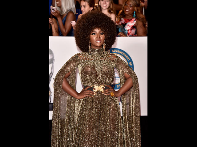 На церемонии  NAACP Image Award