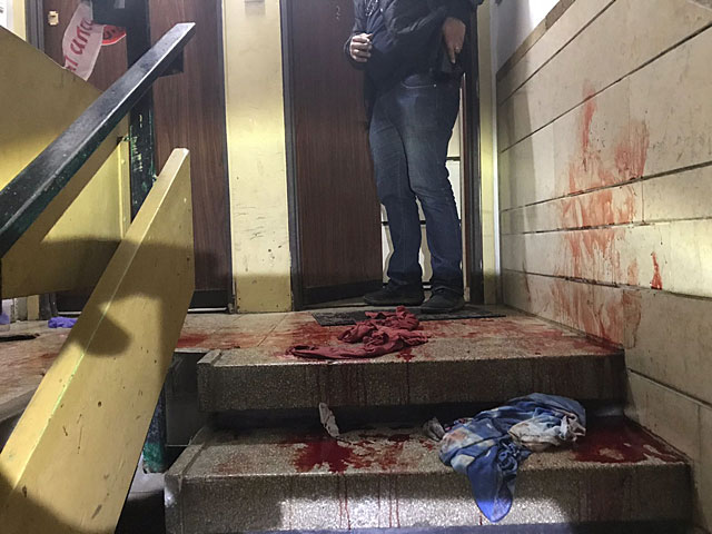 В Ашдоде мужчину зарезали на лестничной площадке  