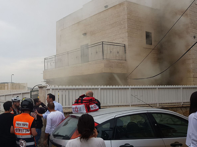 В Иерусалиме, в одном из домов на улице Йоси бен Йозер, взорвался газовый баллон