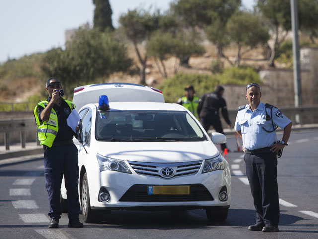 Полиция ведет погоню за похитителями армейского автомобиля в Изреэльской долине  