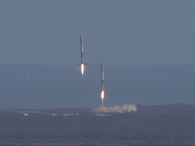 Запуск Falcon Heavy с автомобилем на борту