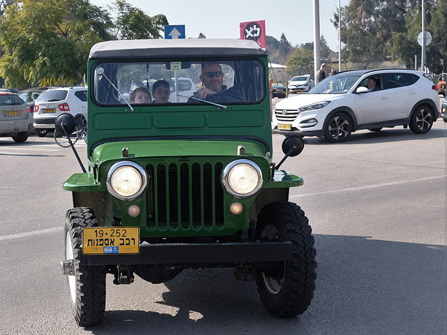 Выставка коллекционных автомобилей в Мишмар а-Шарон