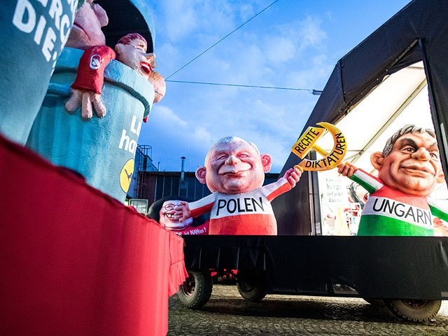 Парад Роз: политическая сатира в Германии