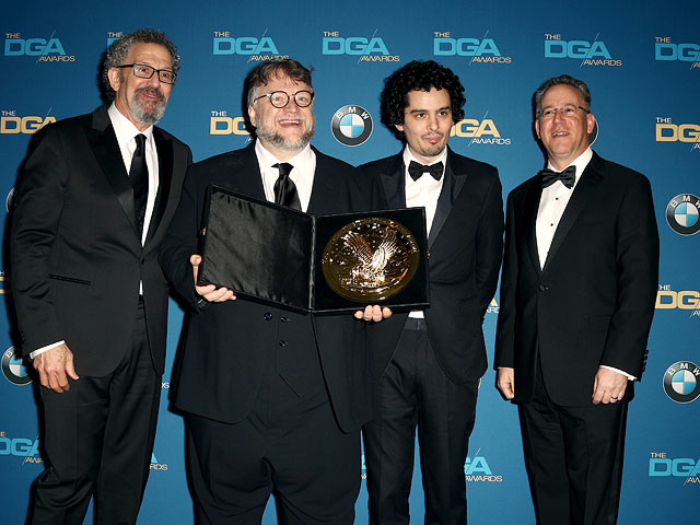 Гильермо дель Торо (второй слева) на вручении премий Гильдии режиссеров США. 3 февраля 2018 года
