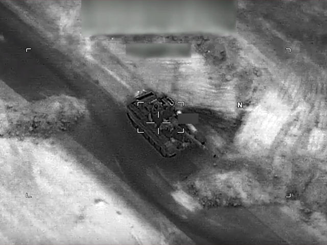 Опубликовано видео уничтожения 7 февраля американскими ВВС танка Т-72 в Сирии  