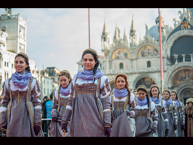 Венецианский карнавал 2018: "Полет Ангела"