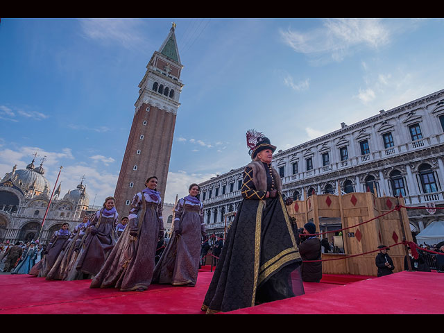 Венецианский карнавал 2018: "Полет Ангела"