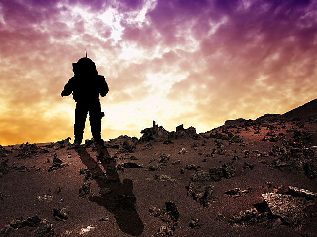 В израильской пустыне началась симуляция экспедиции на Марс  