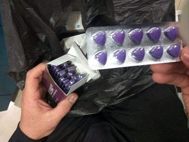 В секс-шопах Тель-Авива изъяты поддельные препараты для лечения импотенции  