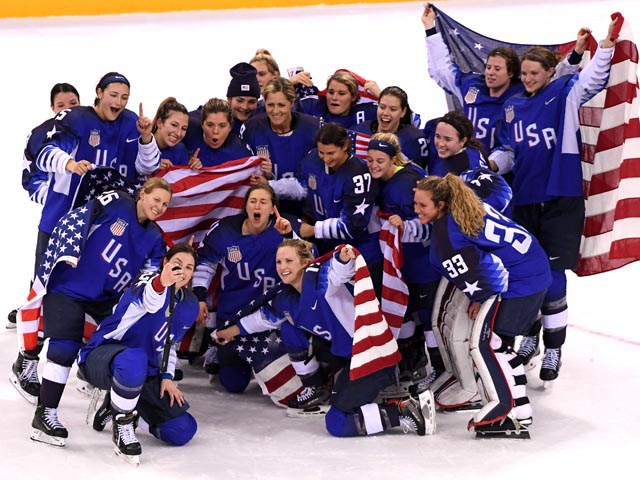 Хоккей. Американки в серии буллитов одолели сборную Канады и стали чемпионками