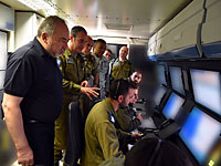 Министр обороны Авигдор Либерман во время учений "Можжевеловая кобра". 14 марта 2018 года