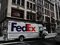 В Техасе продолжают взрываться бандероли: ранен сотрудник FedEx