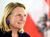 Министр иностранных дел Австрии Карин Кнайсль