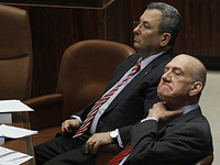 Эхуд Барак и Эхуд Ольмерт в 2009 году