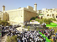 Более 40 тысяч израильтян посетили Хеврон в первые дни праздника Песах
