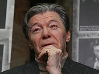 Известному российскому актеру Александру Збруеву исполнилось 80 лет
