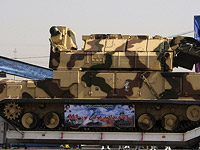 ЗРК советского производства ТОР М-1 на параде в Тегеране