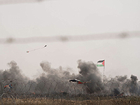 ЦАХАЛ: участники "марша" запускают в сторону Израиля горящих воздушных змеев