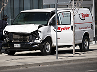 В Торонто под колесами фургона погибли не менее 9 человек, еще 16 получили травмы
