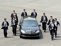 Ким Чен Ын покидает саммит в Пханмунджоме