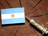 Аргентина попросила у МВФ 30 миллиардов долларов помощи