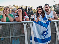 Тысячи израильтян пришли на концерт Неты Барзилай на площади Рабина в Тель-Авиве  