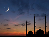 В Саудовской Аравии не увидели новую луну и отложили Рамадан