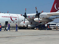 СМИ: Израиль отказался принять в аэропорту Бен-Гурион самолет спасательных служб Турции