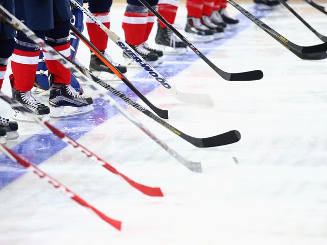 Чемпионат мира по хоккею: шведы победили швейцарцев только в серии буллитов