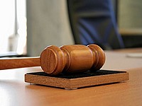 Суд оправдал жительницу Находки, зарезавшую мужа