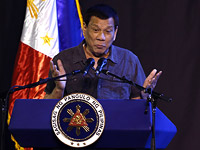 Одиозный президент Филиппин послал к черту эксперта ООН  