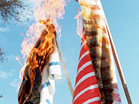 В Иране отмечают "день Аль-Кудса", сжигая флаги Израиля и США