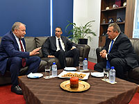 Либерман с министрами обороны Греции и Кипра, Паносом Камменосом и Саввасом Ангелидисом 
