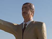 В Германии снесли статую Эрдогана &#8211; "турецкого Гитлера" 
