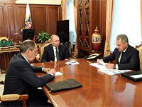 Сергей Лавров, Владимир Путин и Сергей Шойгу   
